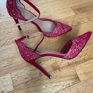 Women’s High Heel cranberry red size 9 brand INC International Concepts